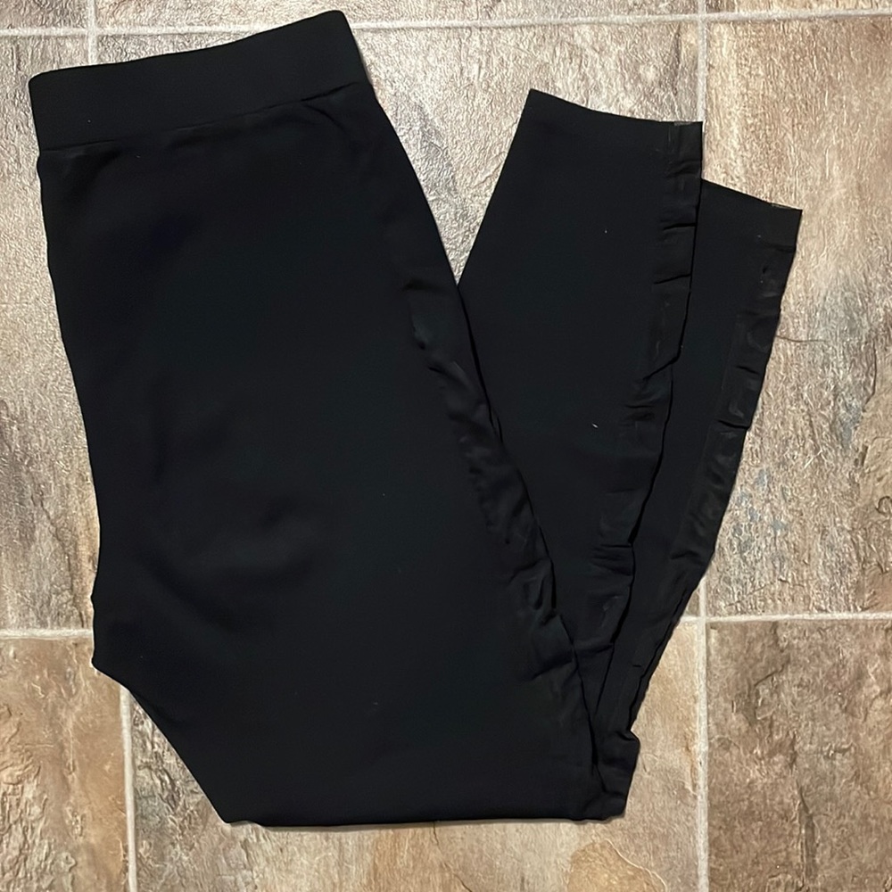 Warn a couple of times. Good material. Perfect condition. Black has no wash out